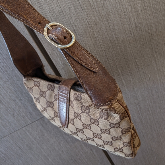 Gucci: Mini Jackie Piston 1961 Monogram Hobo Bag (RARE) - Picture 11 of 16